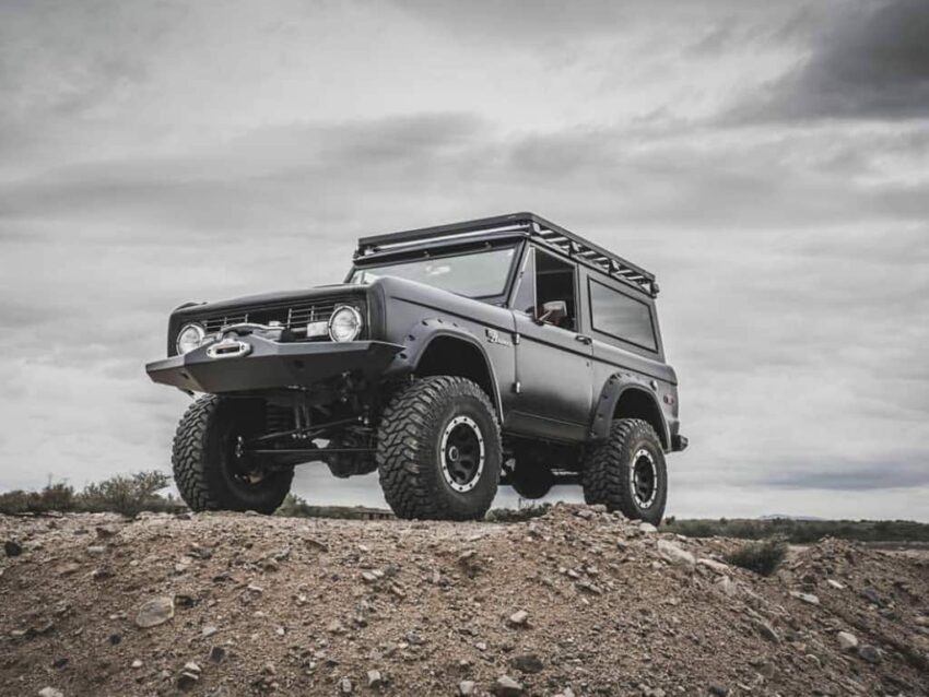 Kit de galerie Slimline II pour une Ford Bronco (1966-1977) - de Fron – Image 6