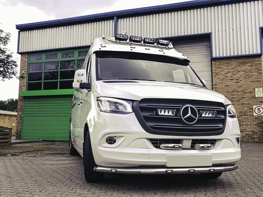 KIT MONTAGE RRR4 CALANDRE MERCEDES SPRINTER 2018+ – Image 4