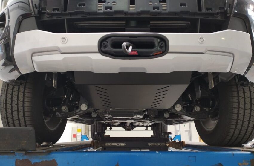 PLATINE TREUIL PC ORIGINE FORD RANGER 2019-2022 (avec Radar Adapt) – Image 3