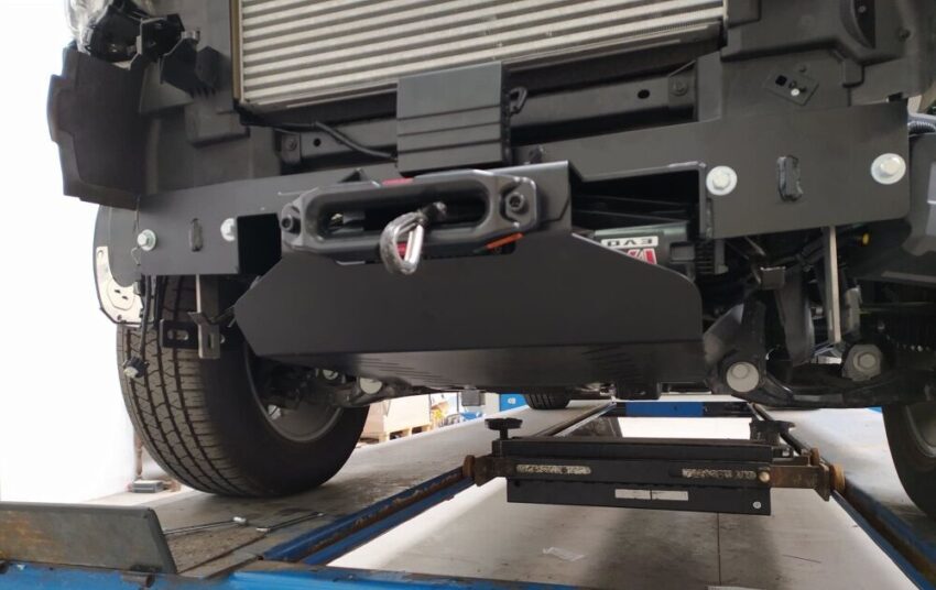 PLATINE TREUIL PC ORIGINE FORD RANGER 2019-2022 (avec Radar Adapt) – Image 4